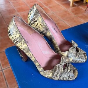 Alaia vintage Snakeskin Peep-Toe Heels